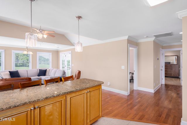 130 Lookout Pointe 130, Johnson City, TN 37601