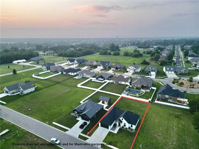 2612 Artisan Drive, Sedalia, MO 65301