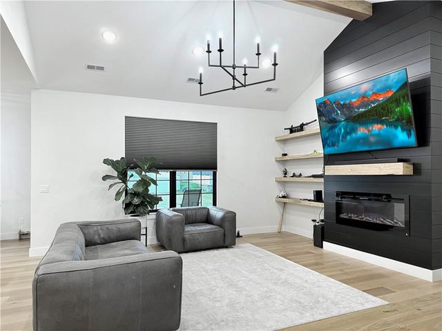 2612 Artisan Drive, Sedalia, MO 65301