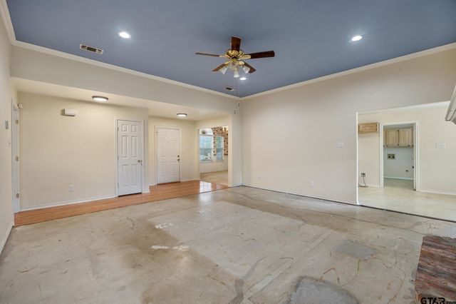 9300 Tipperary, Tyler, TX 75703