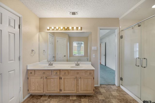 9300 Tipperary, Tyler, TX 75703