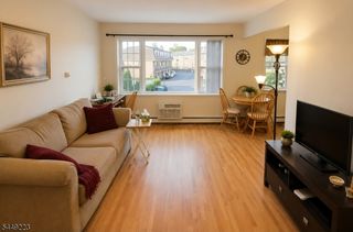 605 Grove St E4, Clifton City, NJ 07013