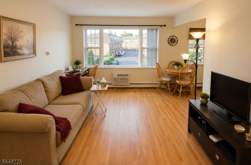 605 Grove St E4, Clifton City, NJ 07013