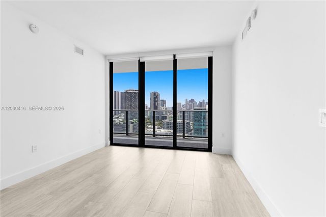 121 NE 34th St 2602, Miami, FL 33137