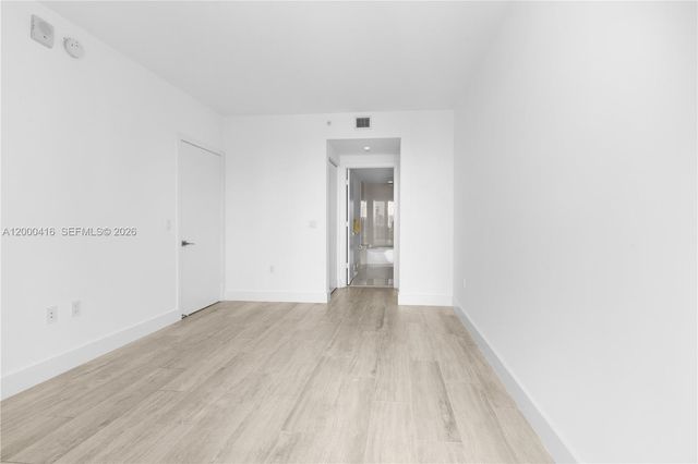 121 NE 34th St 2602, Miami, FL 33137