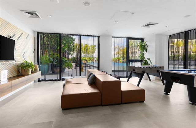 121 NE 34th St 2602, Miami, FL 33137