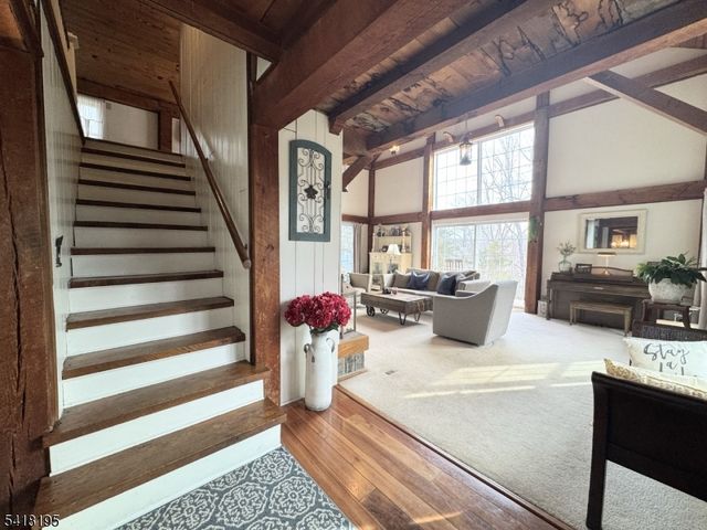 60 Plotts Rd, Hampton Twp., NJ 07860