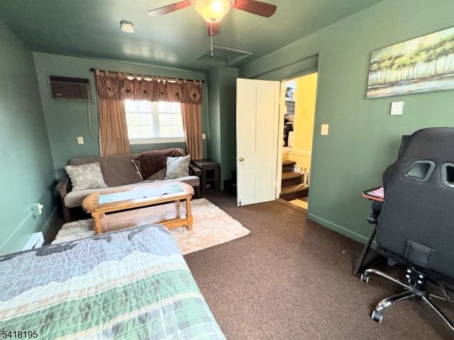 60 Plotts Rd, Hampton Twp., NJ 07860