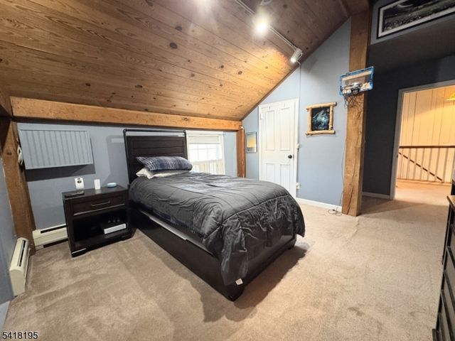 60 Plotts Rd, Hampton Twp., NJ 07860