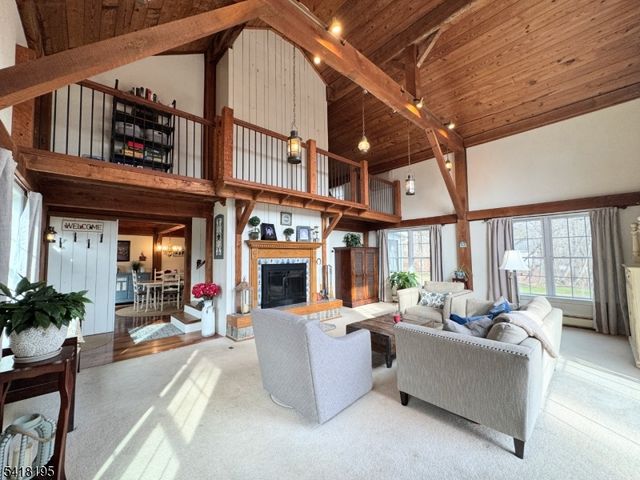 60 Plotts Rd, Hampton Twp., NJ 07860