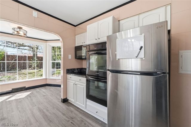 3378 Clayton Boulevard, Shaker Heights, OH 44120