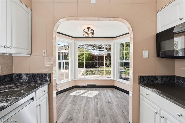 3378 Clayton Boulevard, Shaker Heights, OH 44120