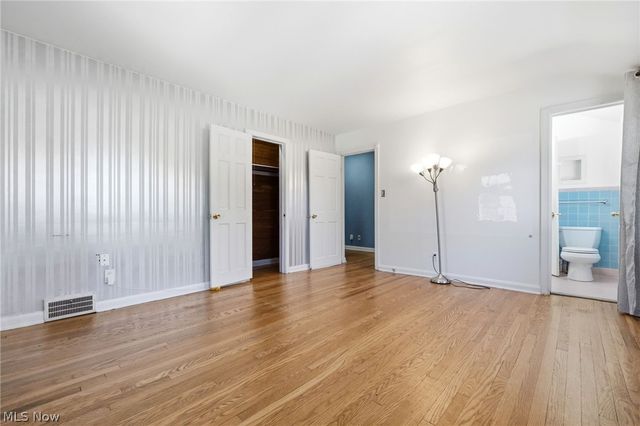 3378 Clayton Boulevard, Shaker Heights, OH 44120