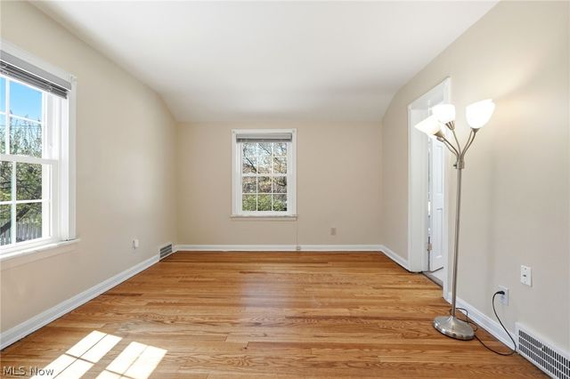 3378 Clayton Boulevard, Shaker Heights, OH 44120