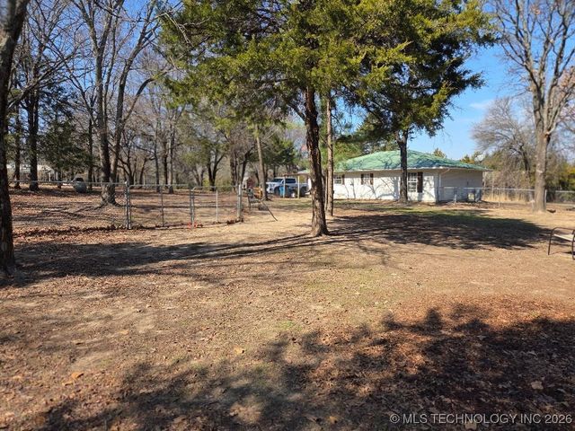 84 Sylvania Avenue, Canadian, OK 74425