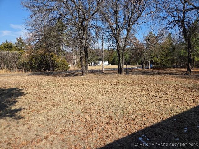 84 Sylvania Avenue, Canadian, OK 74425