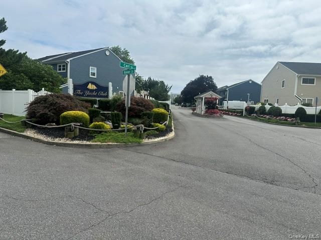 100 Baker Court 36, Island Park, NY 11558