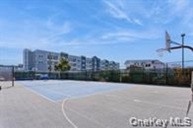 100 Baker Court 36, Island Park, NY 11558