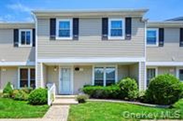 100 Baker Court 36, Island Park, NY 11558