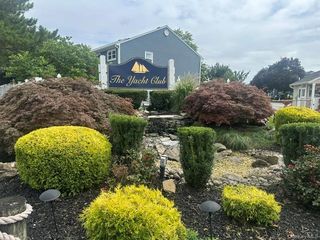 100 Baker Court 36, Island Park, NY 11558