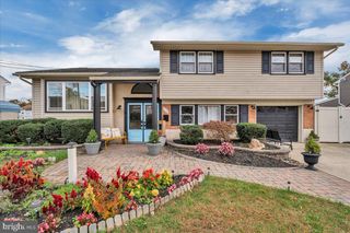 412 HILLCREST AVE, Blackwood, NJ 08012