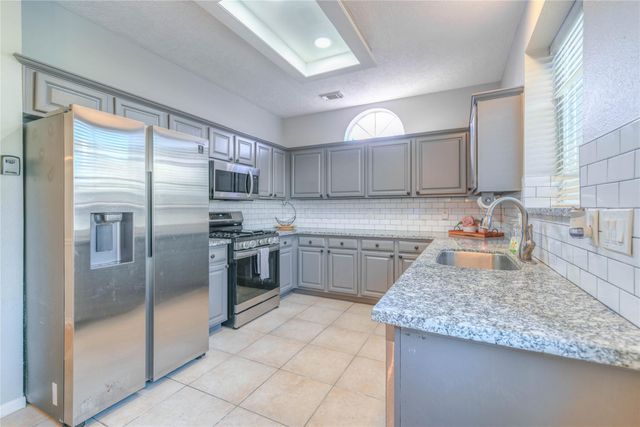 3746 Landon Park Drive, Katy, TX 77449