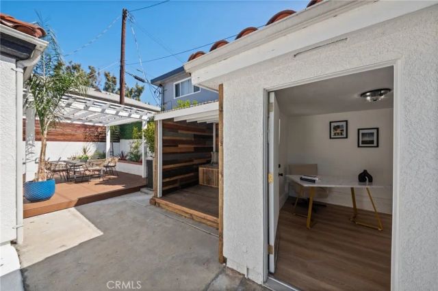 916 N Oxford Avenue, Los Angeles, CA 90029