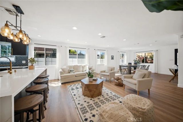 916 N Oxford Avenue, Los Angeles, CA 90029