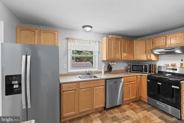 4614 HARWICH DR, Waldorf, MD 20601
