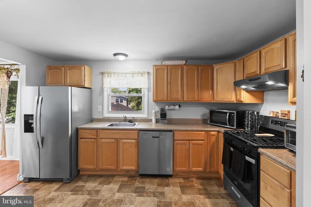 4614 HARWICH DR, Waldorf, MD 20601