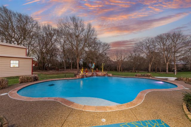 13550 County Road 2919, Eustace, TX 75124