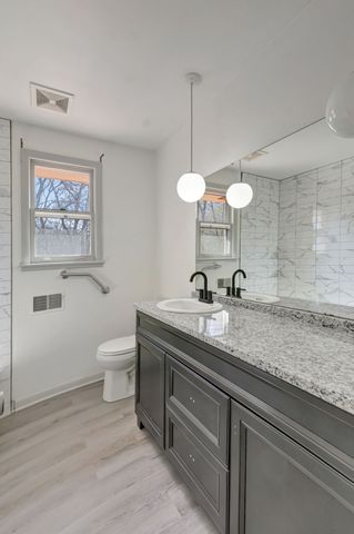 6469 Fleetwood Dr, Nashville, TN 37209