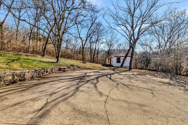 6469 Fleetwood Dr, Nashville, TN 37209