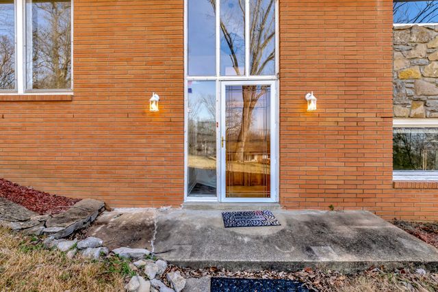 6469 Fleetwood Dr, Nashville, TN 37209