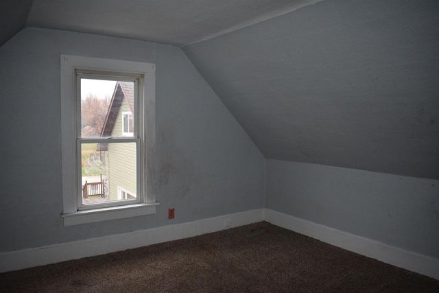 821 N 10th Avenue, Wisconsin Rapids, WI 54495