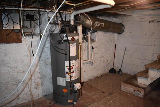 821 N 10th Avenue, Wisconsin Rapids, WI 54495