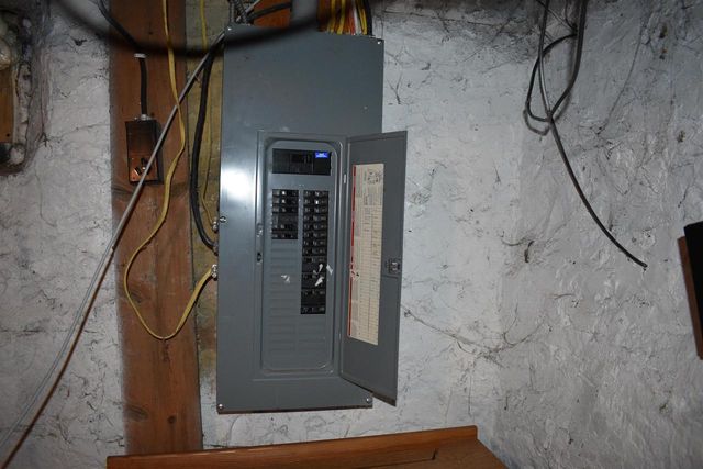 821 N 10th Avenue, Wisconsin Rapids, WI 54495