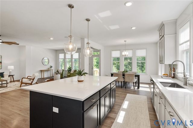 8321 Roden Dr, Mechanicsville, VA 23111