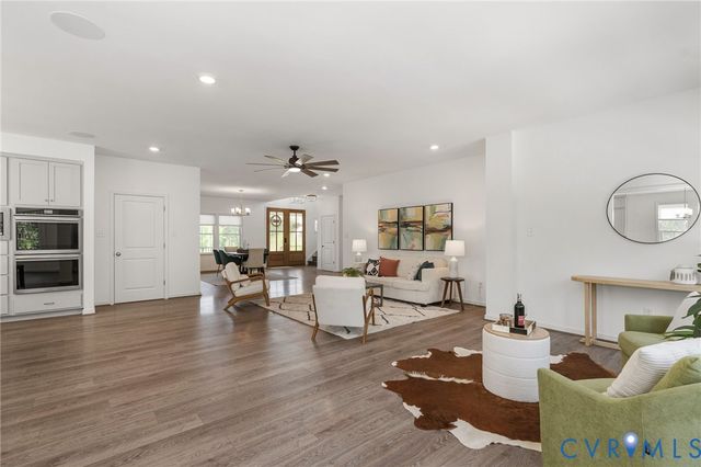 8321 Roden Dr, Mechanicsville, VA 23111