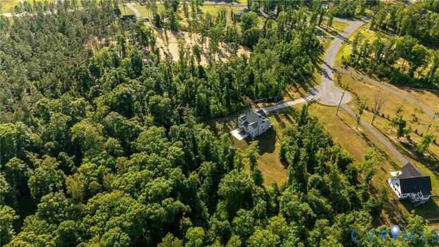 8321 Roden Dr, Mechanicsville, VA 23111