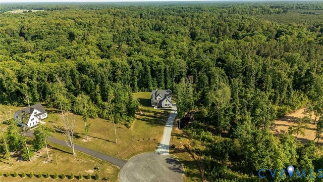 8321 Roden Dr, Mechanicsville, VA 23111