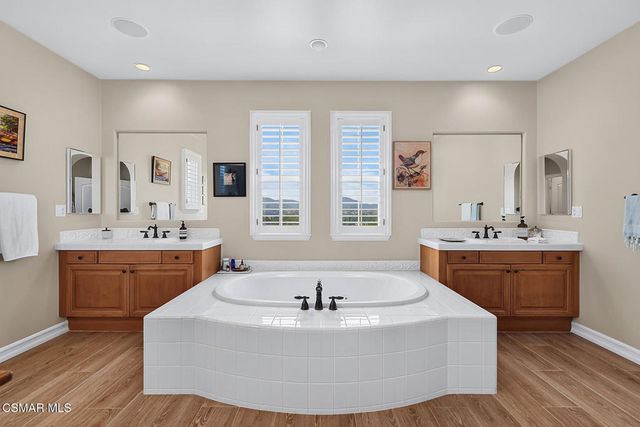 4998 Via Santana, Newbury Park, CA 91320