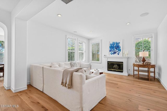 4998 Via Santana, Newbury Park, CA 91320