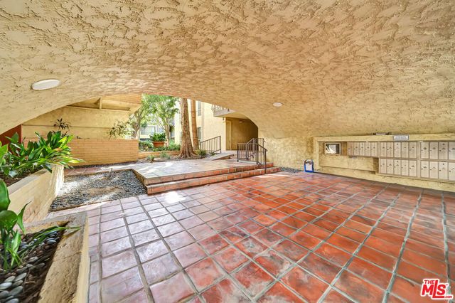 5600 Kensington Way 3, Culver City, CA 90230