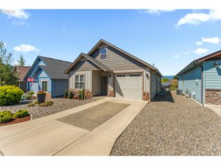 521 WILDCAT CANYON Rd, Sutherlin, OR 97479