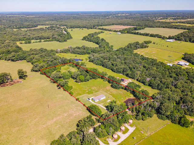 901 Rs County Road 1155, Emory, TX 75440