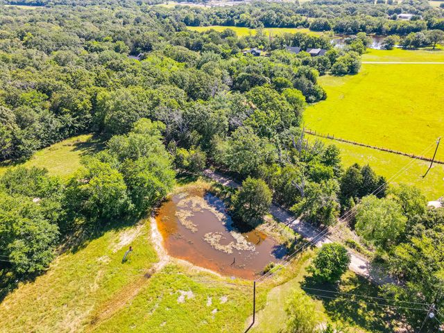 901 Rs County Road 1155, Emory, TX 75440