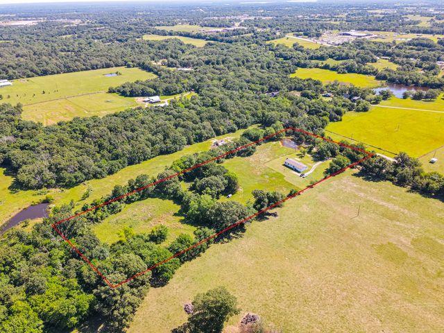 901 Rs County Road 1155, Emory, TX 75440