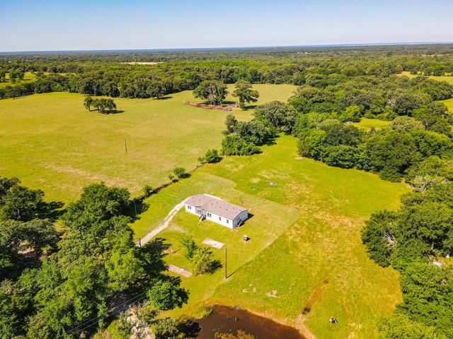 901 Rs County Road 1155, Emory, TX 75440