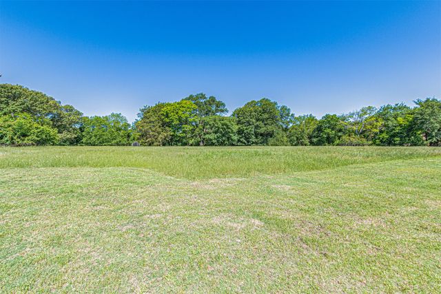 901 Rs County Road 1155, Emory, TX 75440